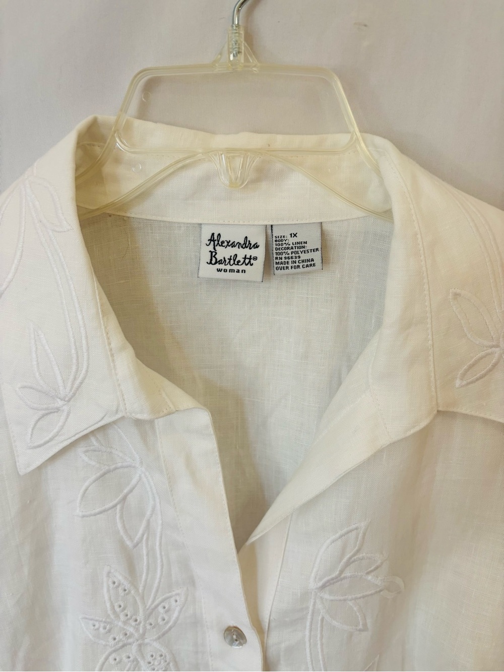 Alexandra Bartlett NWT Linen Embroidered Button Shirt 1X - Picture 2 of 8